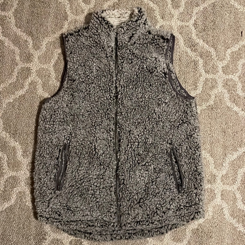 Thread Supply Sherpa Vest